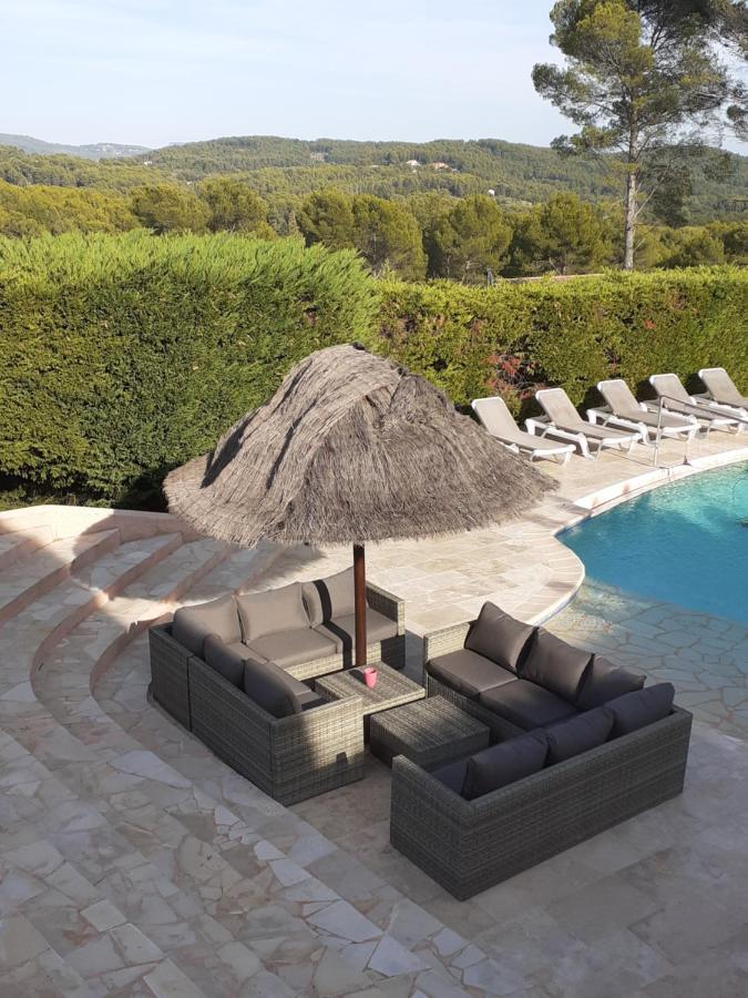 La Bastide Des Selves Bed & Breakfast ดรากิญญ็อง ภายนอก รูปภาพ