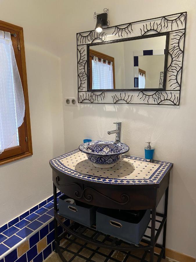 La Bastide Des Selves Bed & Breakfast ดรากิญญ็อง ภายนอก รูปภาพ